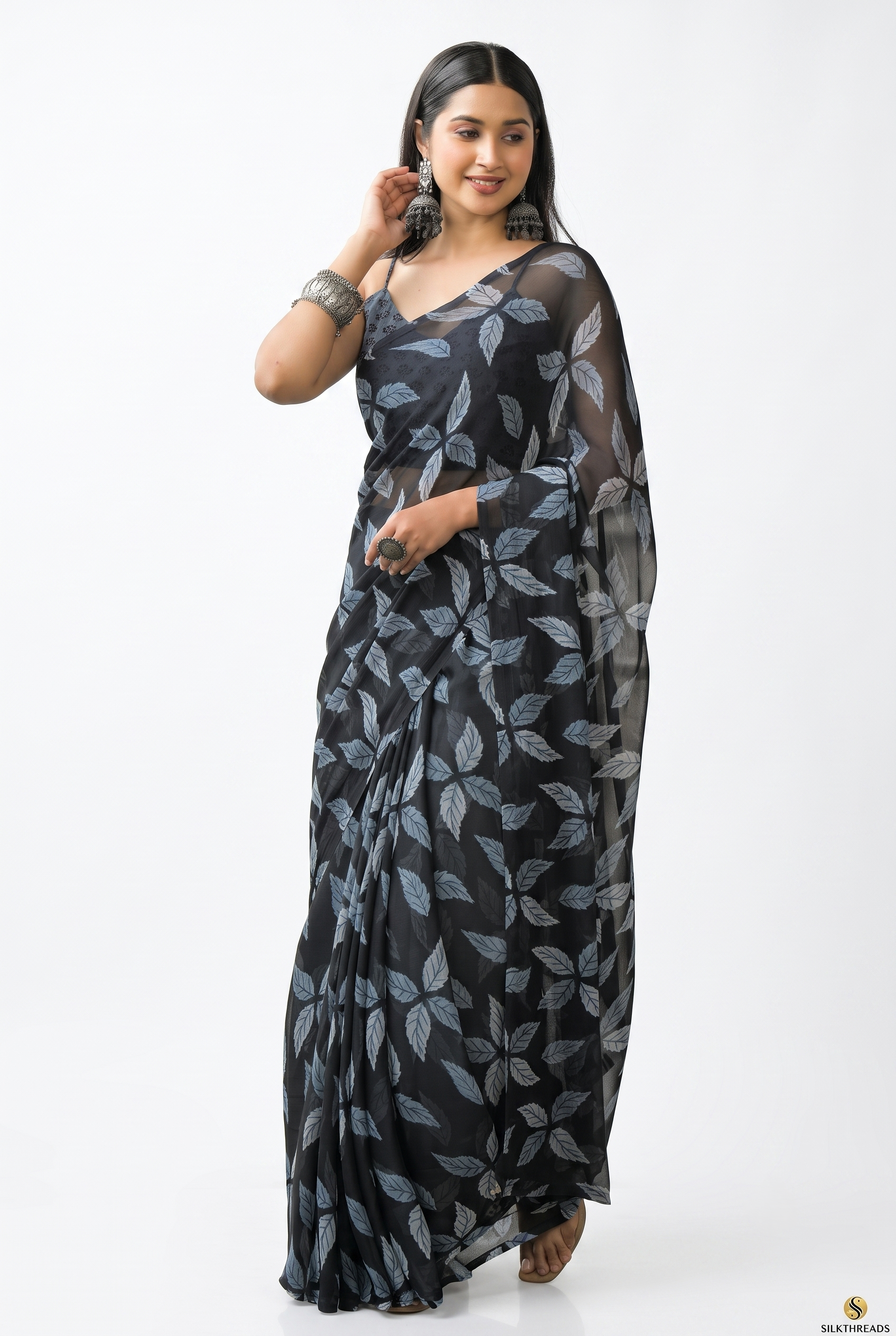 Women's Georgette Floral Black Leaf Printed Premium Saree With Unstitched Blouse Piece | Leaf Pattern — photo 1 of 1
